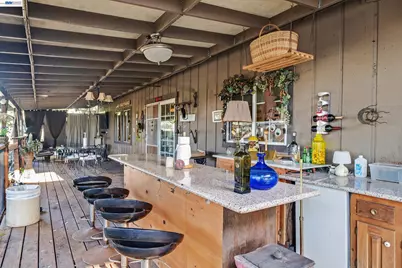 1177 Thiel Rd, Hayward, CA 94544 - Photo 19