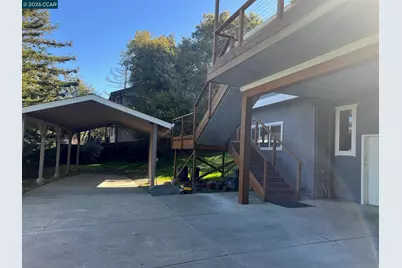 5535 Merritt Dr, Concord, CA 94521 - Photo 23