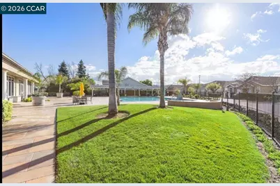 2041 Kent Dr, Brentwood, CA 94513 - Photo 53