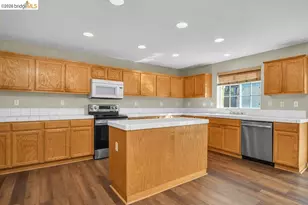 2004 Hedge Way, Brentwood, CA 94513 - Photo 5