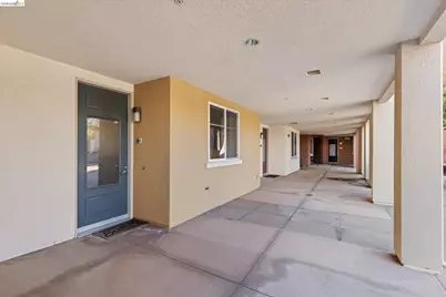 88 6th St #215, Pittsburg, CA 94565 - Photo 3