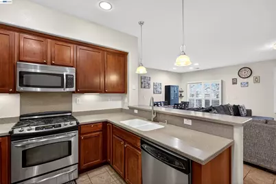 86 Cortadillo St, Mountain House, CA 95391 - Photo 9