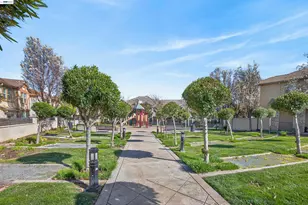 86 Cortadillo St, Mountain House, CA 95391 - Photo 27