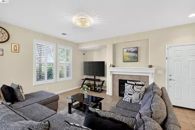 86 Cortadillo St, Mountain House, CA 95391 - Photo 5