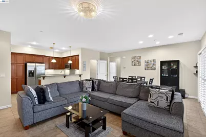 86 Cortadillo St, Mountain House, CA 95391 - Photo 7