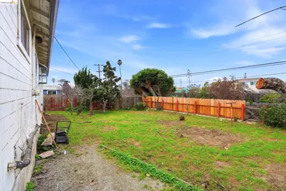 83 Beverly Dr, Salinas, CA 93905 - Photo 21
