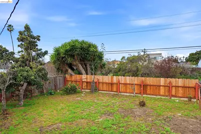 83 Beverly Dr, Salinas, CA 93905 - Photo 27