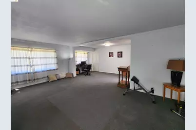 21 Monte Vista Ave, Vallejo, CA 94590 - Photo 13