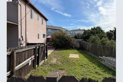 820 Island Dr, Alameda, CA 94502 - Photo 23