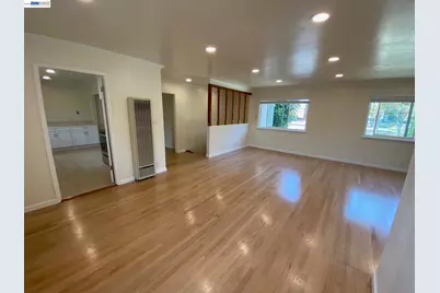 820 Island Dr, Alameda, CA 94502 - Photo 35