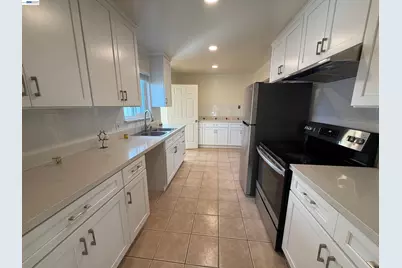 820 Island Dr, Alameda, CA 94502 - Photo 11