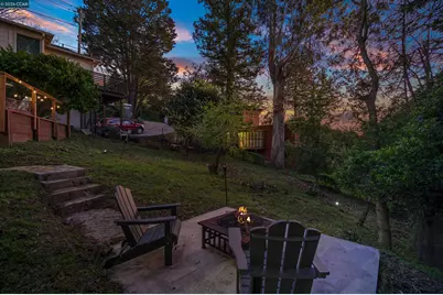 230 Fairlawn Dr, Berkeley, CA 94708 - Photo 57