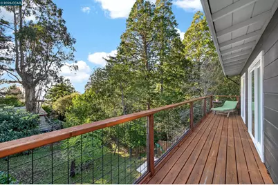 230 Fairlawn Dr, Berkeley, CA 94708 - Photo 37