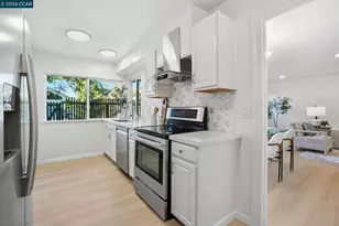 208 Siskiyou Ct, Walnut Creek, CA 94598 - Photo 15