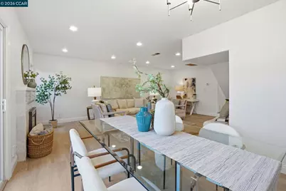 208 Siskiyou Ct, Walnut Creek, CA 94598 - Photo 21