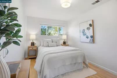 208 Siskiyou Ct, Walnut Creek, CA 94598 - Photo 31