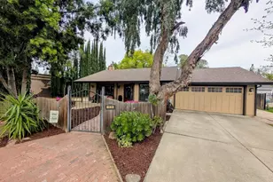 1839 42nd St, Sacramento, CA 95819 - Photo 19