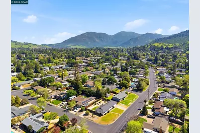 1394 El Camino Dr, Clayton, CA 94517 - Photo 43