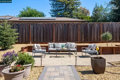 1394 El Camino Dr, Clayton, CA 94517 - Photo 37