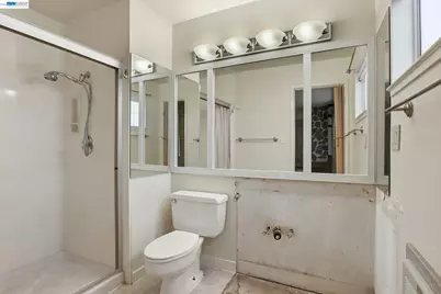 2550 Damuth St, Oakland, CA 94602 - Photo 21