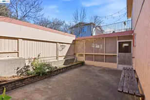 2550 Damuth St, Oakland, CA 94602 - Photo 35