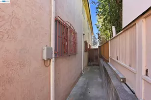 2550 Damuth St, Oakland, CA 94602 - Photo 37