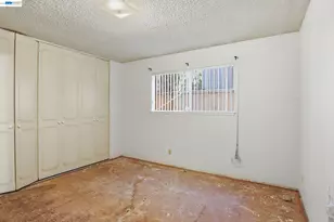 2550 Damuth St, Oakland, CA 94602 - Photo 33
