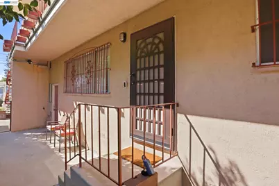 2550 Damuth St, Oakland, CA 94602 - Photo 9