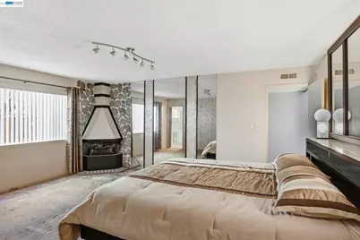 2550 Damuth St, Oakland, CA 94602 - Photo 17