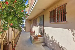 2550 Damuth St, Oakland, CA 94602 - Photo 9