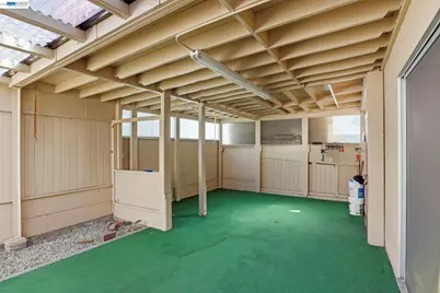 2550 Damuth St, Oakland, CA 94602 - Photo 39