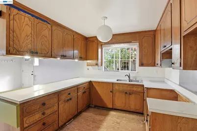 2550 Damuth St, Oakland, CA 94602 - Photo 29