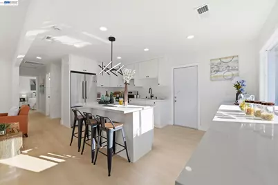 137 Tamarack Dr, Union City, CA 94587 - Photo 11