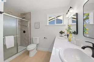 137 Tamarack Dr, Union City, CA 94587 - Photo 33