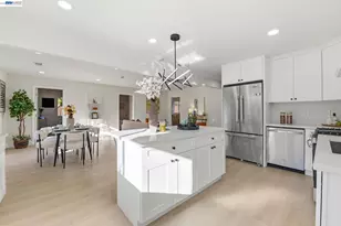 137 Tamarack Dr, Union City, CA 94587 - Photo 1