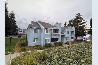 297 Lighthouse Dr, Vallejo, CA 94590 - Photo 1