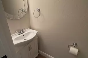 1827 Holland Dr, Walnut Creek, CA 94597 - Photo 17