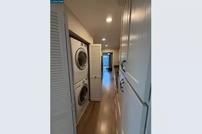 1827 Holland Dr, Walnut Creek, CA 94597 - Photo 15