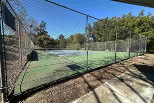 1827 Holland Dr, Walnut Creek, CA 94597 - Photo 37