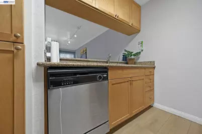 1087 Murrieta Blvd #242, Livermore, CA 94550 - Photo 9