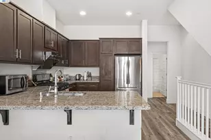 5569 Azalea Way, Newark, CA 94560 - Photo 11