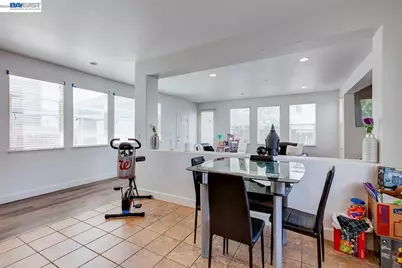 53 Puffin Cir, Oakley, CA 94561 - Photo 25