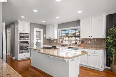 5770 Gateway Ct, Discovery Bay, CA 94505 - Photo 9