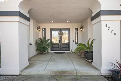 5770 Gateway Ct, Discovery Bay, CA 94505 - Photo 3