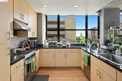 311 2nd St #511, Oakland, CA 94607 - Photo 19