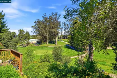 2122 Pinehurst Ct, El Cerrito, CA 94530 - Photo 41