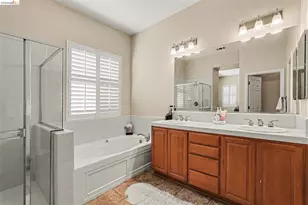 161 Monet Dr, Oakley, CA 94561 - Photo 27