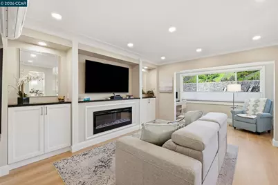 3410 Tice Creek Dr #8, Walnut Creek, CA 94595 - Photo 15