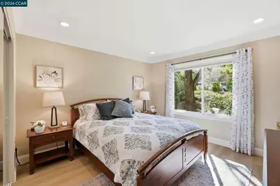 3410 Tice Creek Dr #8, Walnut Creek, CA 94595 - Photo 19