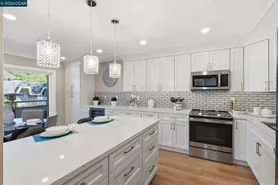 3410 Tice Creek Dr #8, Walnut Creek, CA 94595 - Photo 1